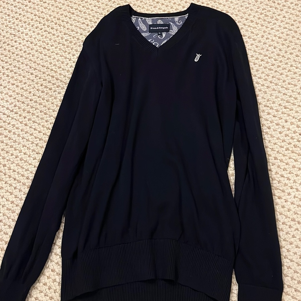 Bruun & Stengade V-neck Sweater Medium